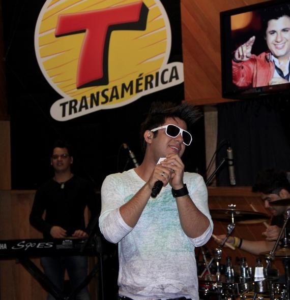 Cristiano Araújo_Estúdio Ao Vivo