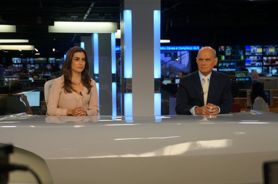 Ticiana Villas Boas e Ricardo Boechat na bancada do Jornal da Band