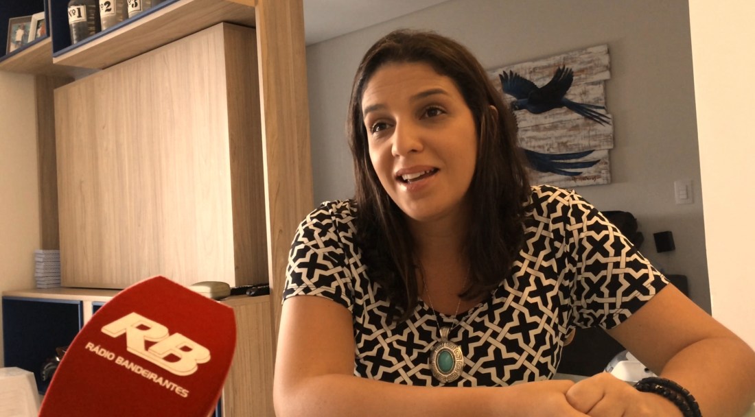 Ana Carolina Oliveira