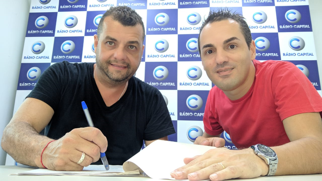 Capital no Mundo do Samba